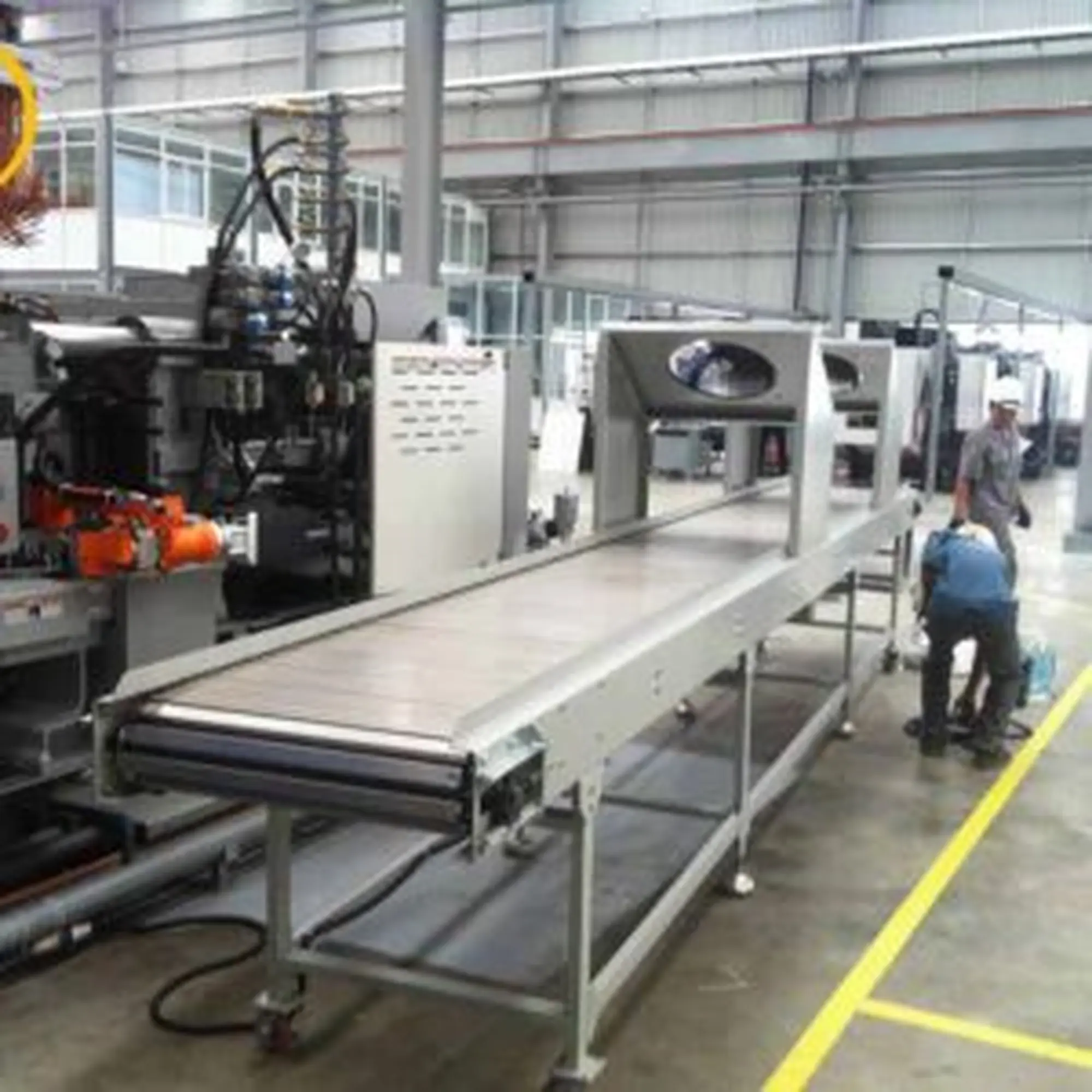 gia bang tai xich inox