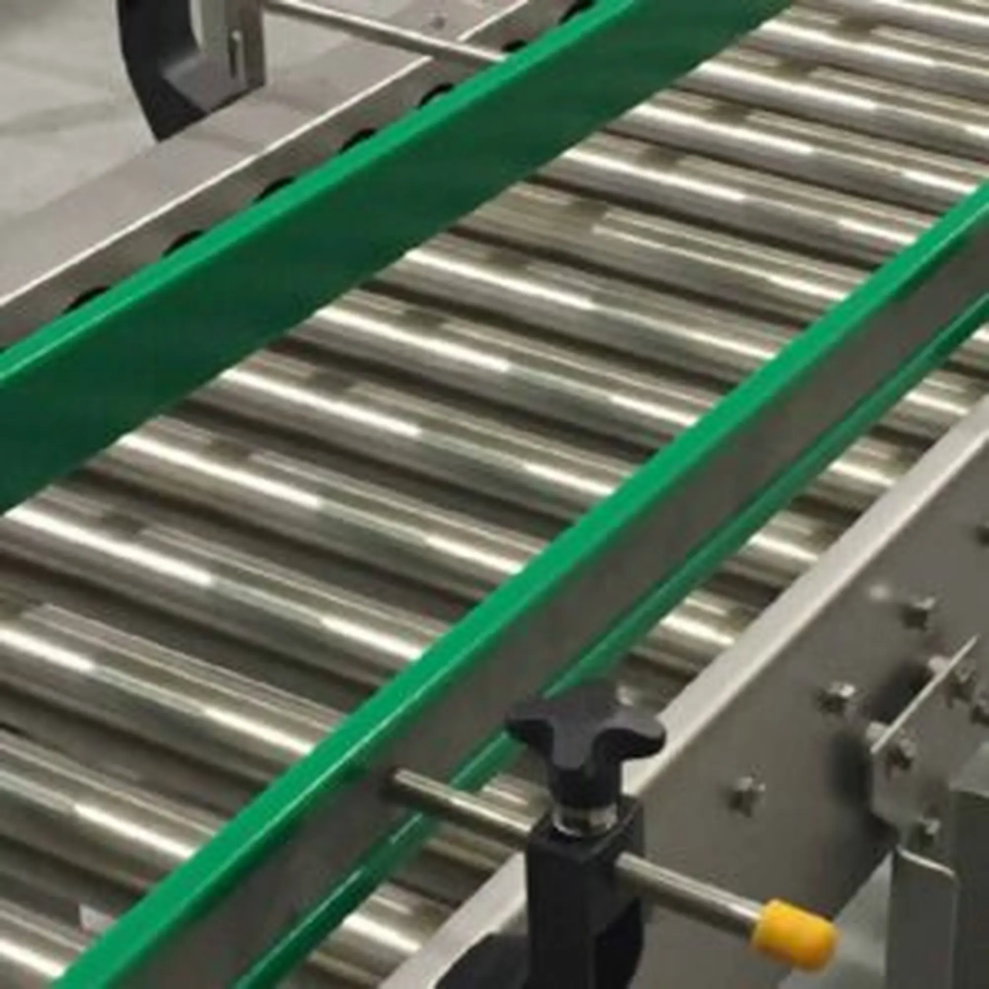 băng tải con lăn inox