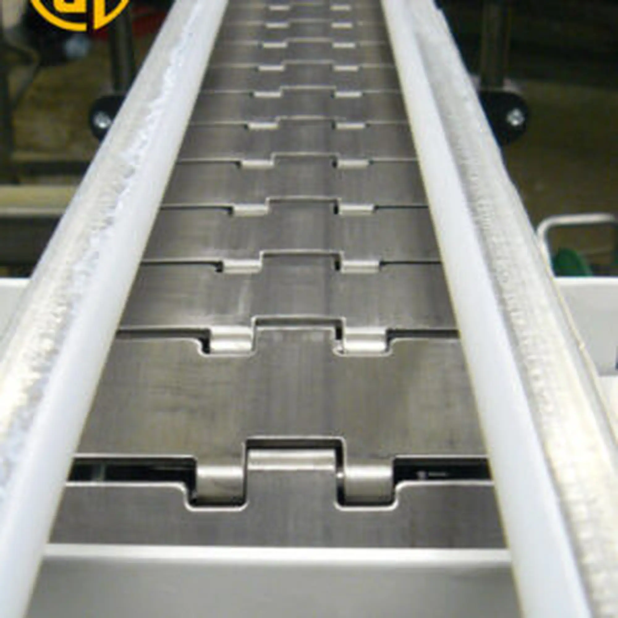 băng tải xích tấm