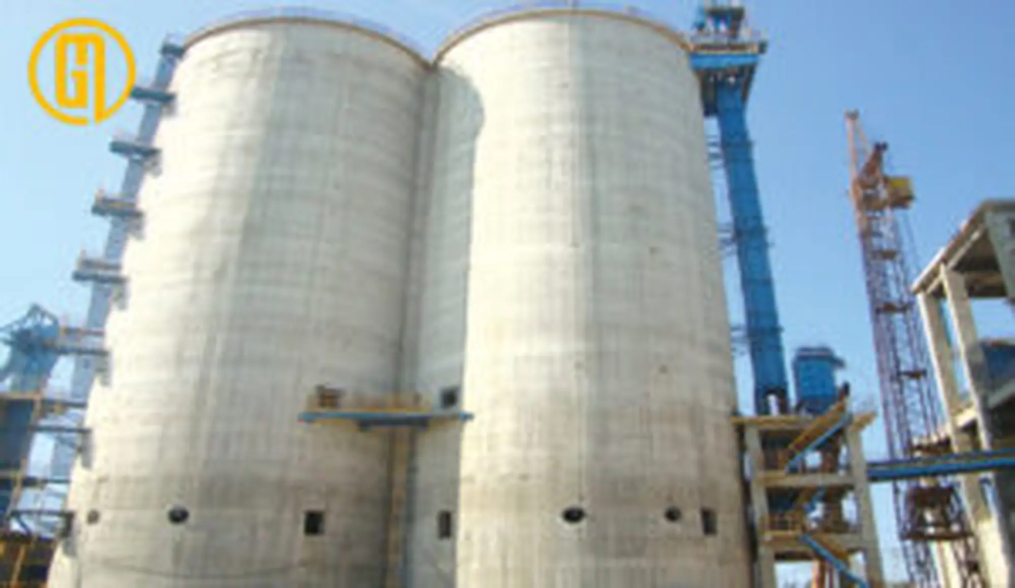 gầu tải xi măng