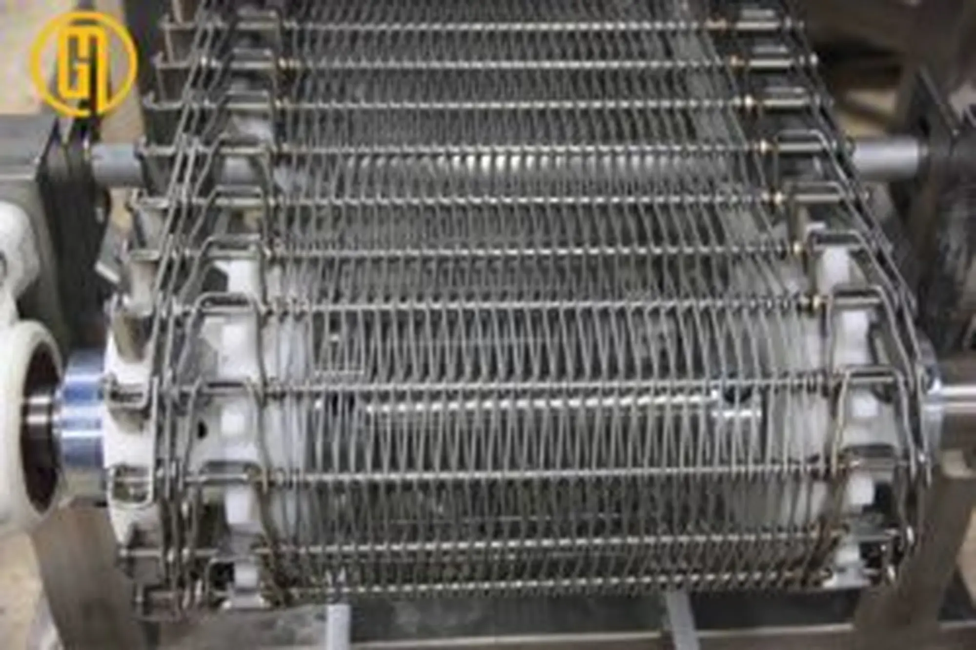 giá băng tải lưới inox