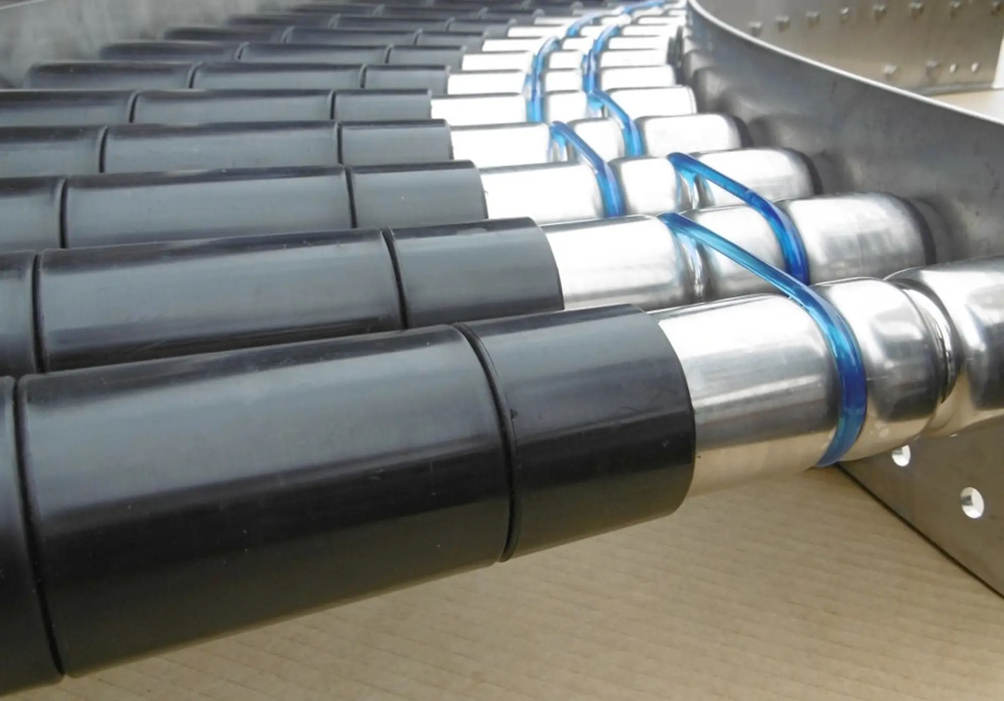 mua con lăn băng tải