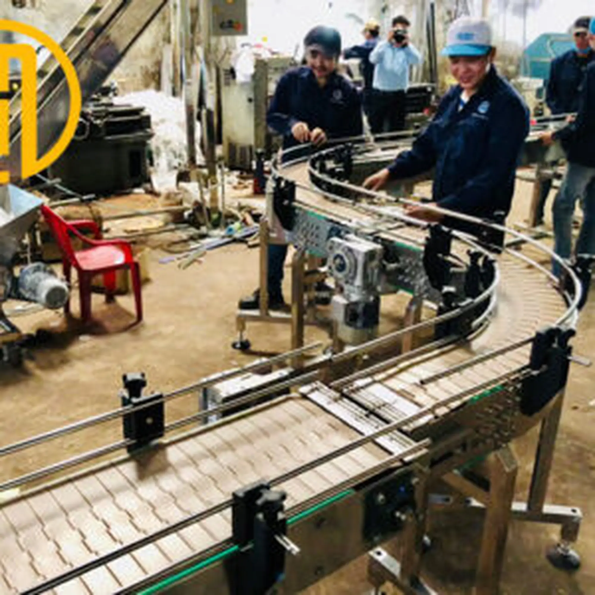 Băng tải xích nhựa