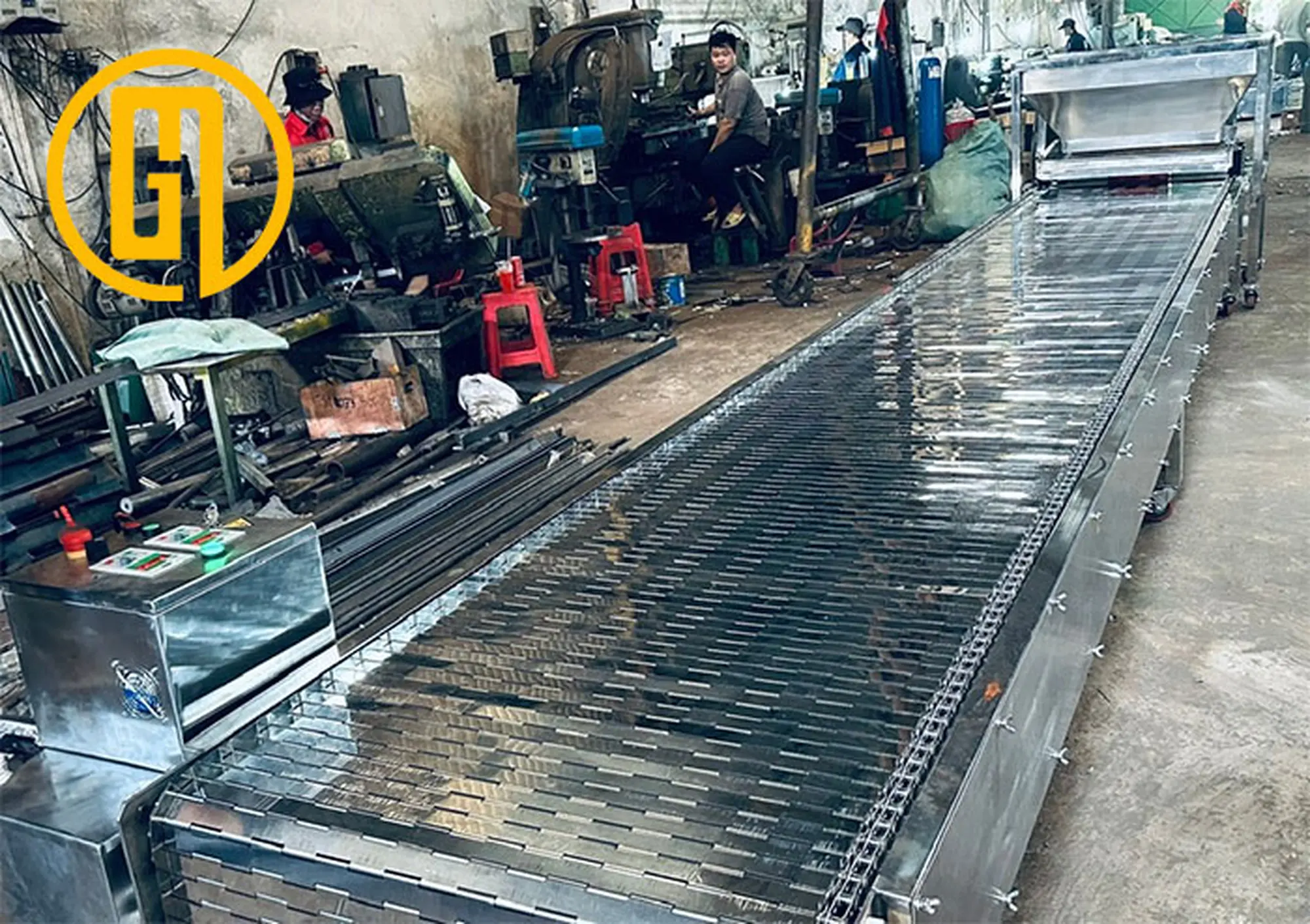 Băng tải xích inox